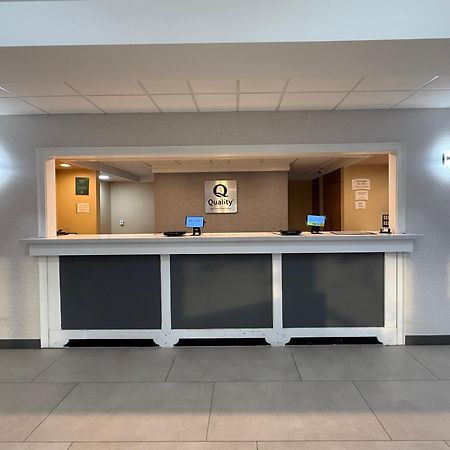 Quality Inn & Suites Baton Rouge West - Port Allen Exterior foto