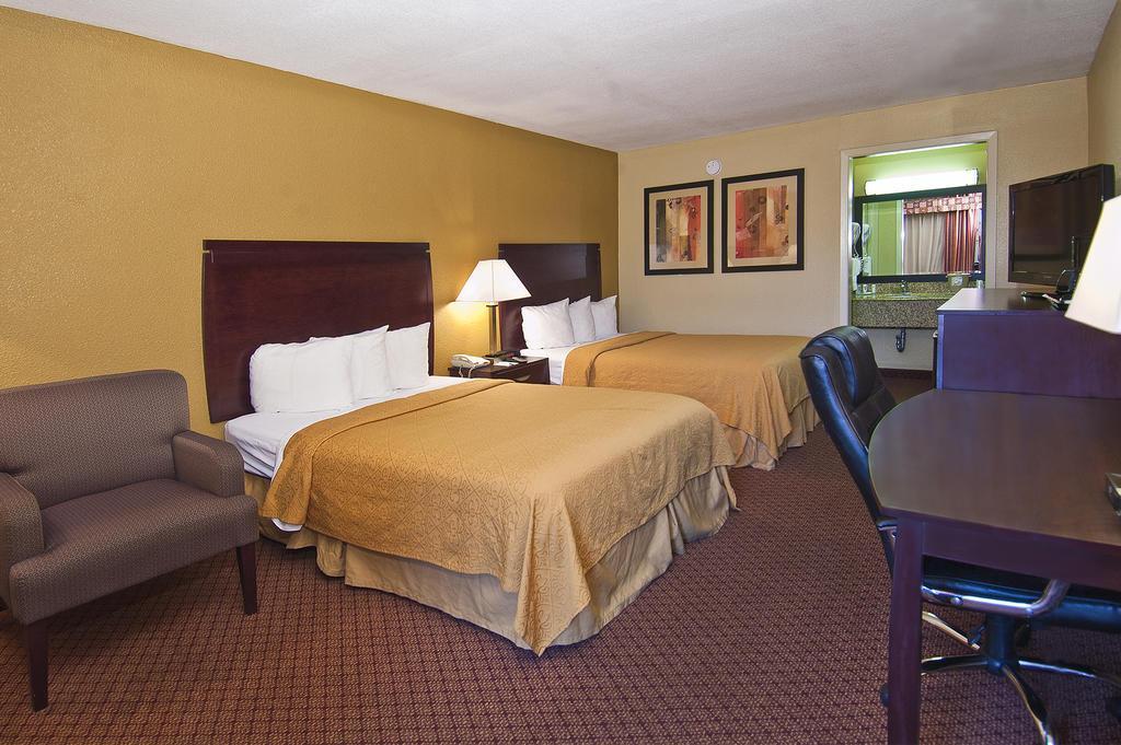 Quality Inn & Suites Baton Rouge West - Port Allen Exterior foto
