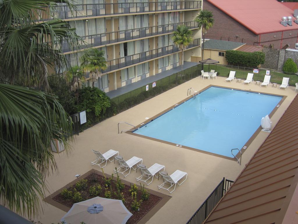 Quality Inn & Suites Baton Rouge West - Port Allen Exterior foto